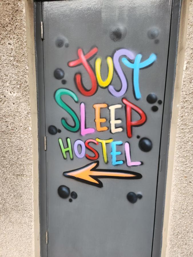 Just Sleep Hostel EDI Kültér fotó